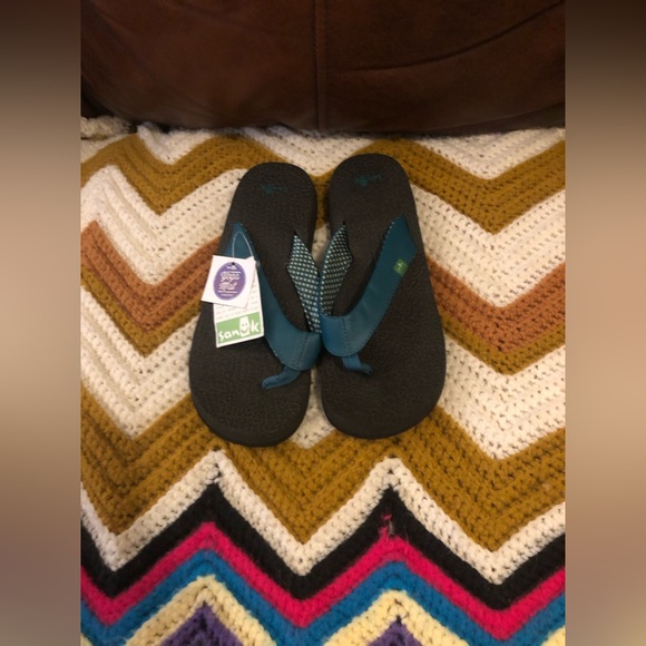 Sanuk Shoes Sanuk Yoga Mat Flip Flops Poshmark